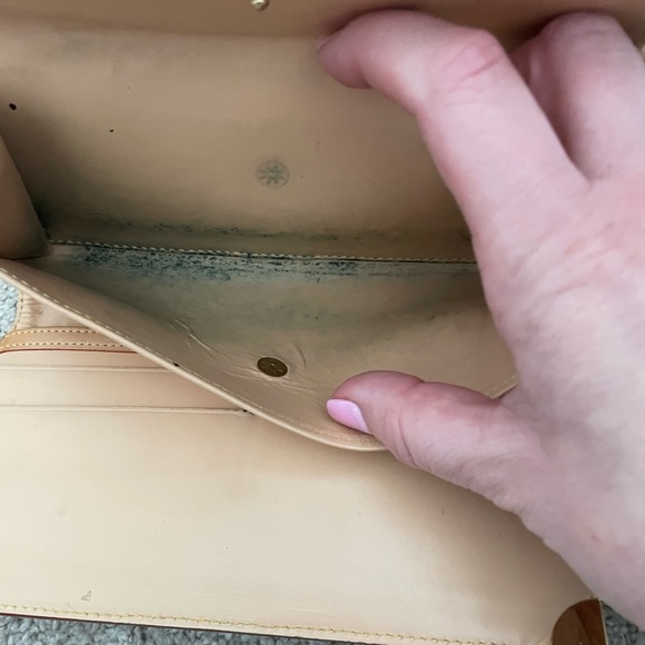 Louis Vuitton Cherry Blossom Wallet - Picture 9 of 16